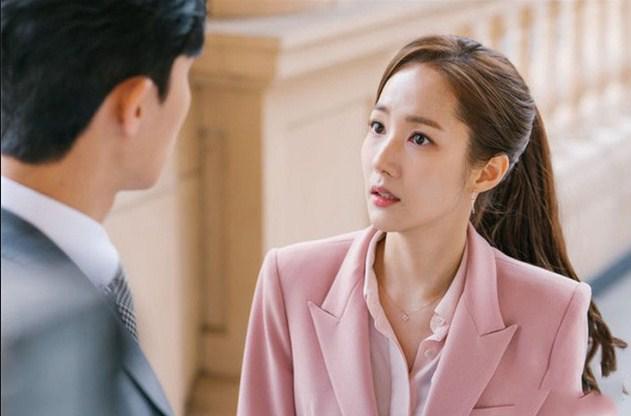 Đau đầu vì trót…làm sếp của chồng - 1