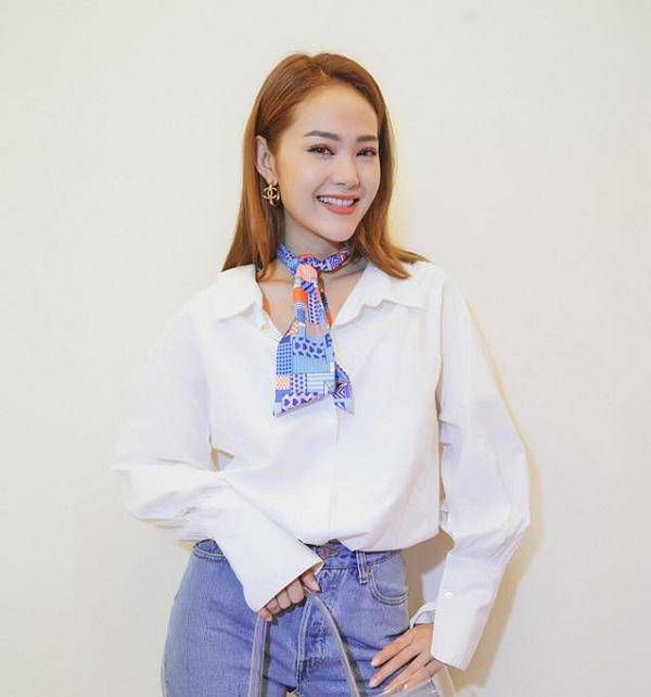 Minh Hằng gây sốc với gương mặt cứng đơ như ma-nơ-canh, mắt ti hí và miệng biến dạng? - 9