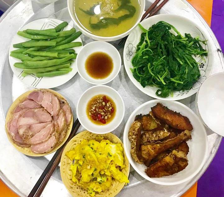 Nấu cơm ngon toàn được chồng chấm 9-10 điểm, nhưng vợ lại muốn 1 điểm vì lý do bất ngờ - 10