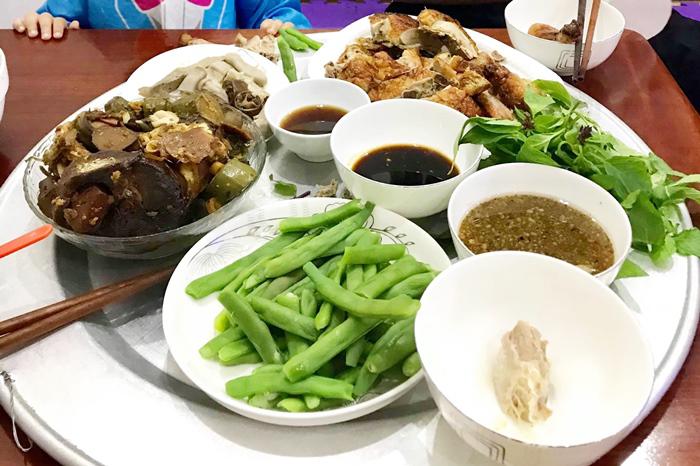 Nấu cơm ngon toàn được chồng chấm 9-10 điểm, nhưng vợ lại muốn 1 điểm vì lý do bất ngờ - 11