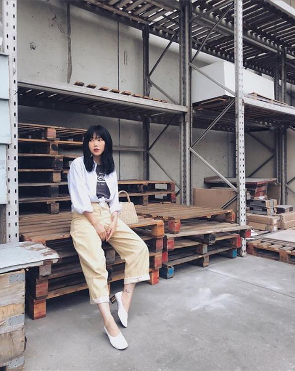 Thanh lịch để đâu cho hết, nàng ngoài 30 mà không sắm mấy kiểu quần này thì thiếu sót quá - 17