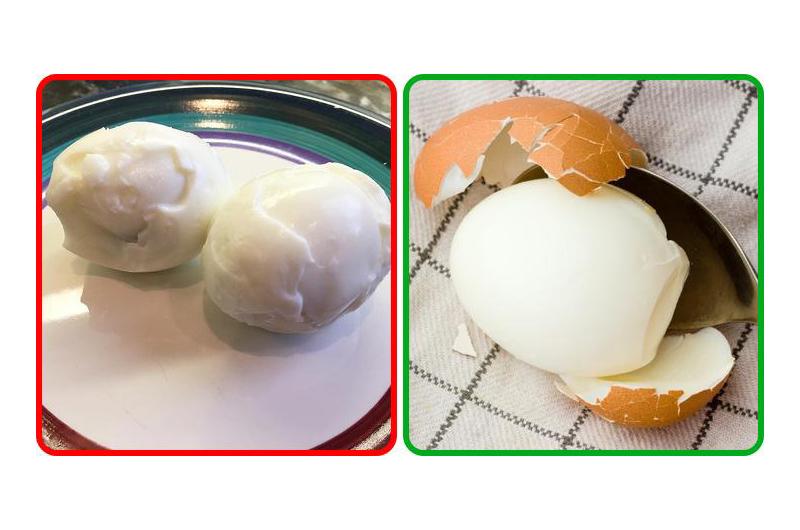 Đập dập quả trứng luộc rồi dùng thìa bóc trứng sẽ hiệu quả hơn là bóc bằng tay không
