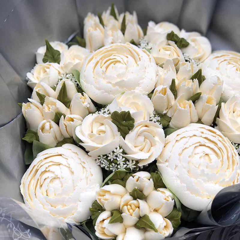 Mỗi một đóa hoa có thể được sử dụng để tặng cho những người thân yêu vào các dịp khác nhau như Ngày phụ nữ, ngày của mẹ, sinh nhật...
