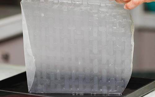 ai bao banh da chi de cuon nem, da ban se cang muot, trang min neu lam theo cach nay - 3