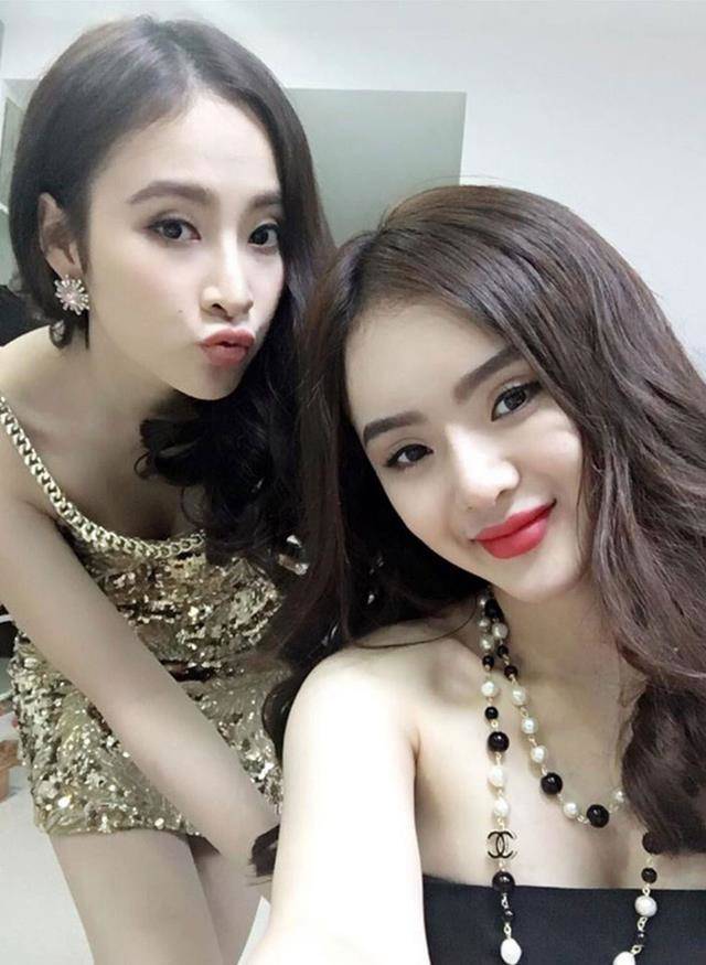 Không còn đen nhẻm nổi loạn, em gái Angela Phương Trinh khoe vẻ xinh đẹp bốc lửa không kém chị - 7