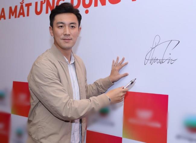 amp;#34;Bao Thanh Thiênamp;#34; Đàm Tuấn Ngạn sang Việt Nam: amp;#34;Tôi áp lực nhất mỗi lần ở nhà trông 2 conamp;#34; - 5