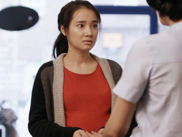 Nhã Phương gây ngỡ ngàng với hình ảnh lộ bụng bầu lớn, sắc mặt nhợt nhạt