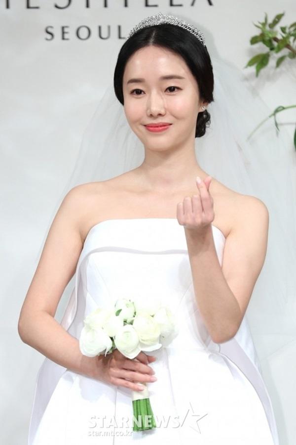Đám cưới Lee Jung Hyun: Hôn lễ hot nhất hôm nay vì dàn khách mời amp;#34;khủngamp;#34; chưa từng có - 6
