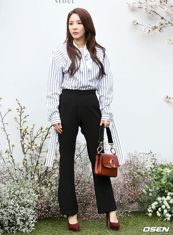 Đám cưới Lee Jung Hyun: Hôn lễ hot nhất hôm nay vì dàn khách mời amp;#34;khủngamp;#34; chưa từng có - 15