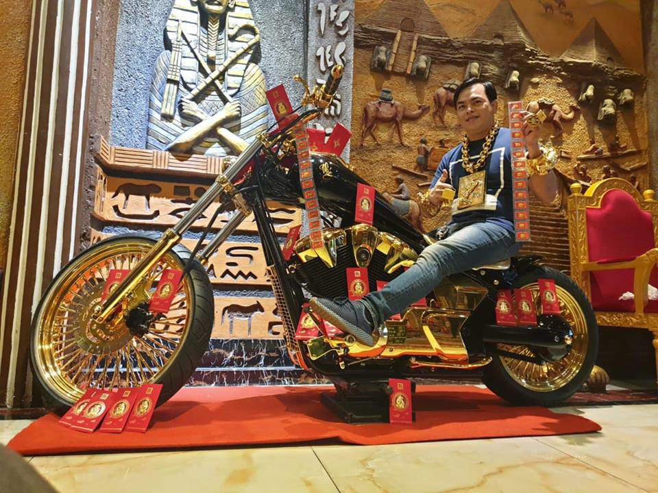 ngoai viec dat vang day minh, co 3 dieu o phuc xo khien dan mang 