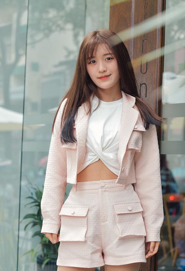 Với vòng eo 56cm, Hương Giang, Elly Trần xếp thứ 6, hạng nhất thuộc về.... - 2