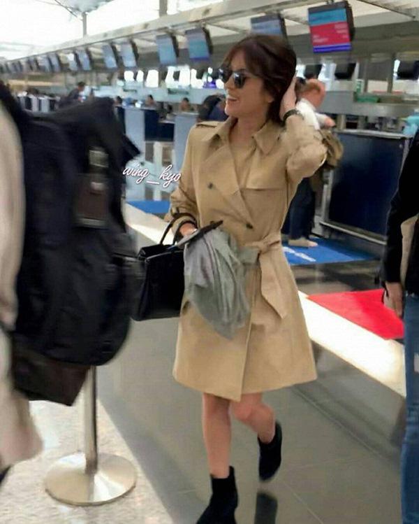 Song Hye Kyo bất ngờ bị soi amp;#34;đầu gối củ lạcamp;#34; sau chuyến đi công tác xa chồng - 5