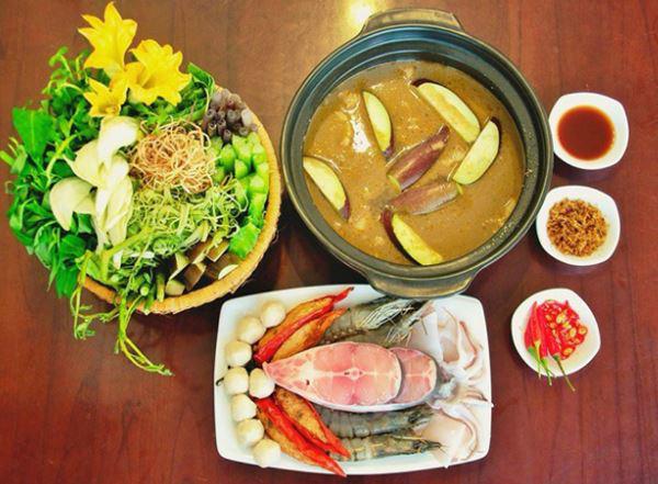 Living in the West, Kasim Hoang Vu still shows off his rustic hot pot dish, many people look at it amp;#34;wet saliva amp;#34;  - 27