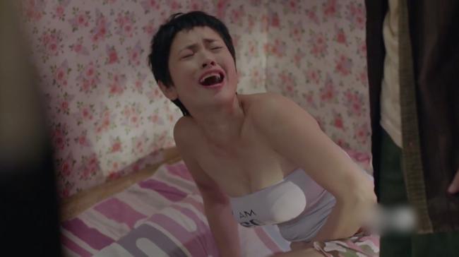 Không có tiền trả nợ, amp;#34;gái ngành hết đátamp;#34; bị cưỡng hiếp tập thể, nằm liệt giường vì đau đớn - 1