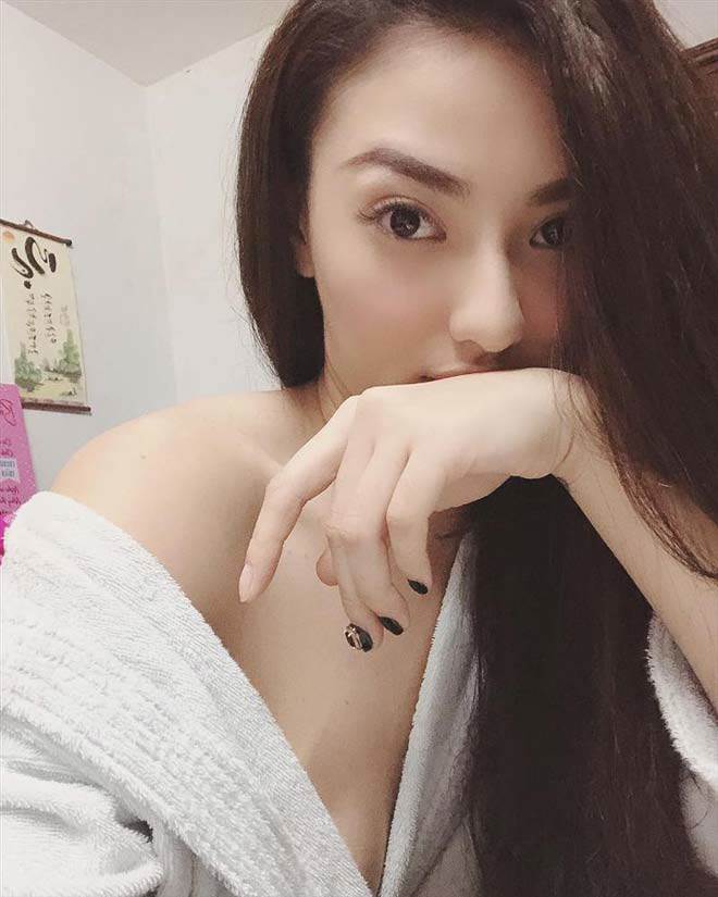 Sao Việt 24h: Gia đình vợ siêu mẫu - chồng nhỏ con, nhìn con trai hơn 1m9 mà choáng - 11