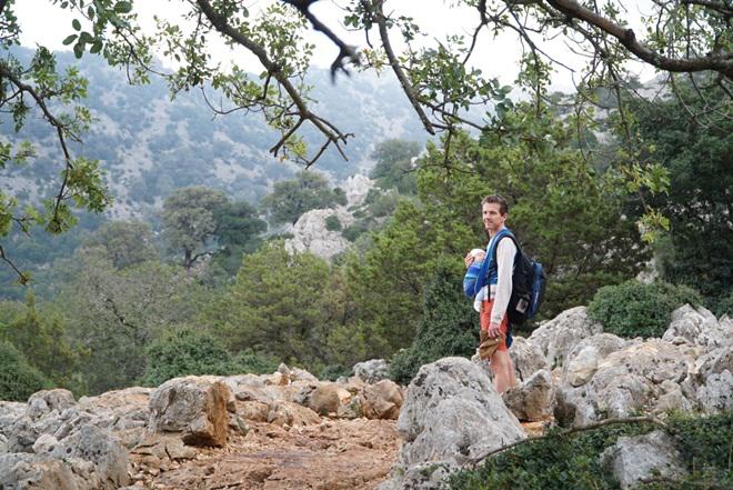 Lấy chồng tây, ca sĩ chọn ở nhà chăm con, bất ngờ với quan điểm dạy cháu của mẹ chồng - 3