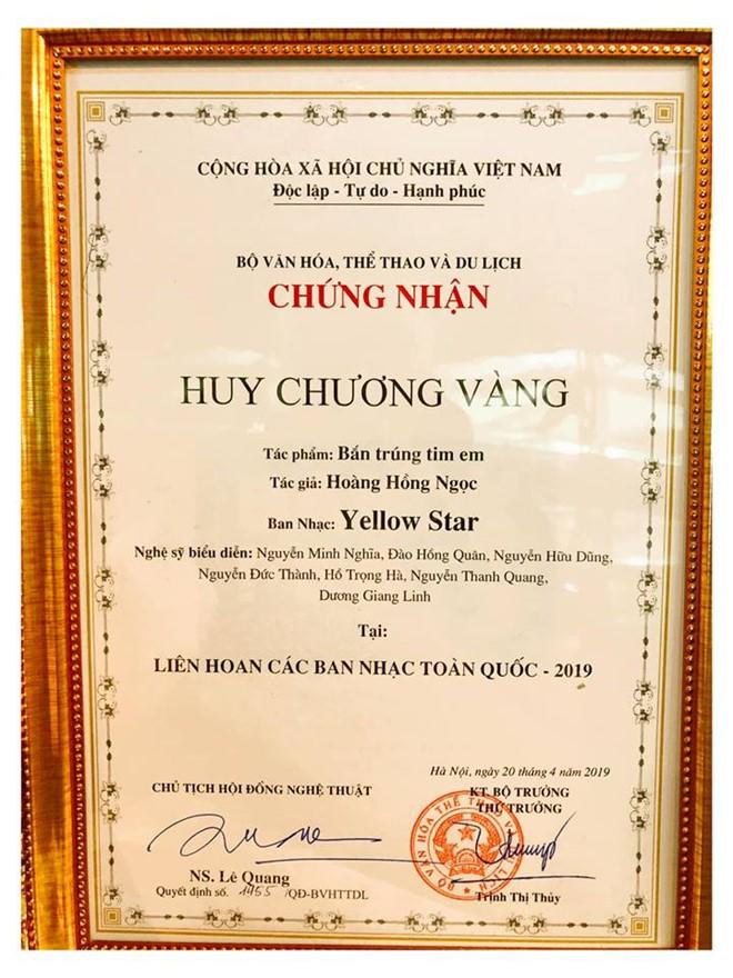 Hoàng Hồng Ngọc liên tiếp nhận nhiều giải thưởng, khẳng định mình không chỉ là ca sĩ - 3