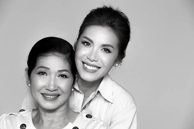 Mẹ siêu mẫu Minh Tú: amp;#34;Con gái từng xin tiền để cắt chân vì cao nhất trườngamp;#34; - 9