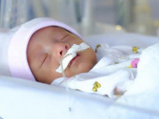 Bà bầu - Bị đình chỉ thai 23 tuần vì nhiễm trùng nước ối, mẹ Sài Gòn quyết giữ con và cái kết