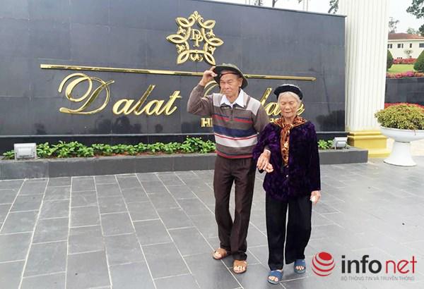 Con gái vợ chồng già nắm tay nhau trên biển: Bố mẹ tôi yêu thương nhau trọn đời! - 9