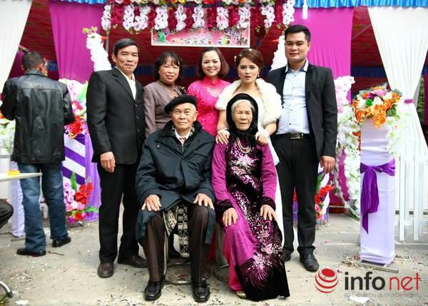 Con gái vợ chồng già nắm tay nhau trên biển: Bố mẹ tôi yêu thương nhau trọn đời! - 13