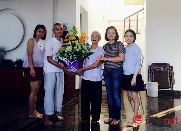 Con gái vợ chồng già nắm tay nhau trên biển: Bố mẹ tôi yêu thương nhau trọn đời! - 15
