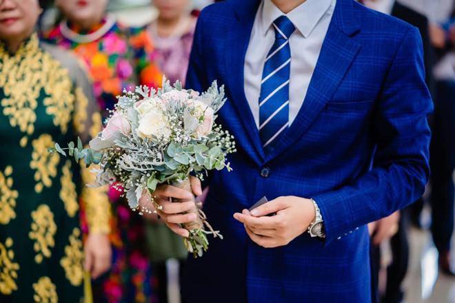 Cô gái amp;#34;chân dài như Hà Hồ, hát như Mỹ Tâmamp;#34; bất ngờ đính hôn: Chú rể gây tò mò - 11