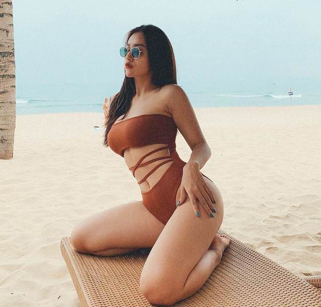 Vợ Khắc Việt, nữ DJ Điện Biên gợi ý cách mặc áo tắm nóng bỏng trước thềm nghỉ lễ - 6