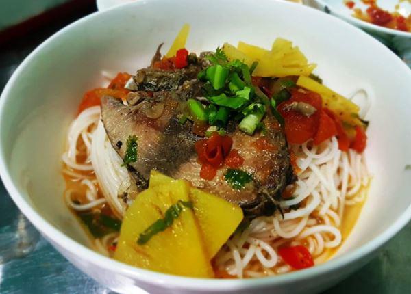 Cách nấu bún cá ngừ ngọt tự nhiên đúng chuẩn đặc sản Khánh Hòa - 1