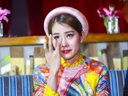 Giải trí - Sau loạt hành vi khó hiểu, Nam Em khóc lóc giải thích rằng đang "đau khổ vì tình mới"