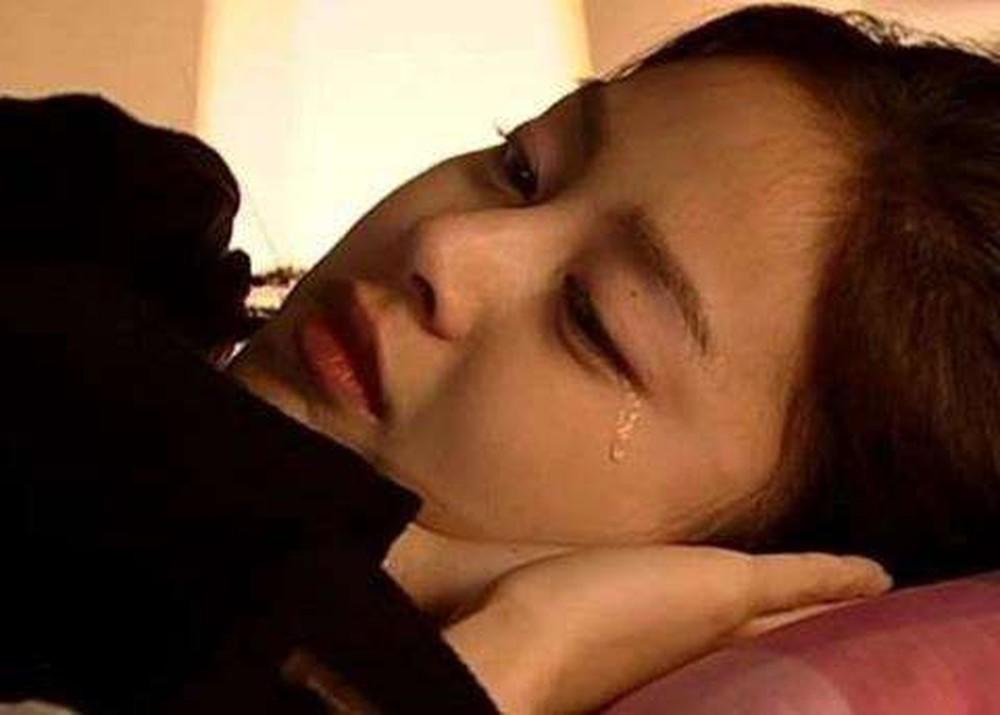 biet chong cap ke cung gai nganh, toi quyet khong ly hon cho den mot nam sau... - 1