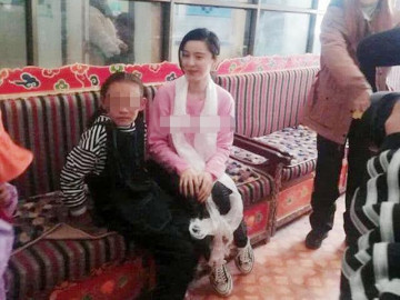 Ngôi sao 24/7: Thực hư chuyện Phạm Băng Băng có bầu, ốm yếu phải thở bằng bình oxy