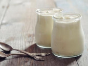 Bà bầu - Bà bầu ăn sữa chua mùa hè, không chỉ giải nhiệt còn có cả "tá" lợi ích