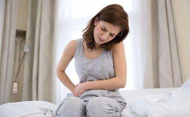 phu nu an 4 loai thuc pham giup loai bo doc to trong tu cung, tang suc khoe buong trung - 1