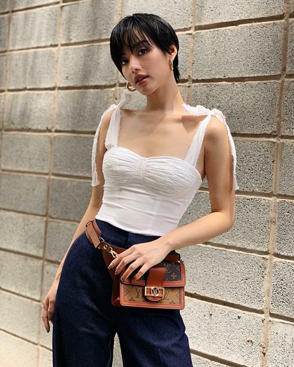 Đôi bạn thân Thanh Hằng, Hồ Ngọc Hà mix túi xách cao tay đến... cướp cũng không giật được - 9