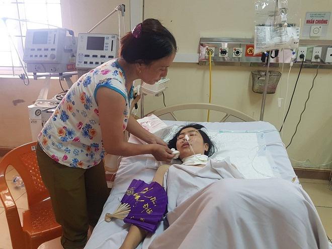 vụ chòng cua cỏ vọ ròi tụ sát: me dau dón kẻ phút con rẻ dí dao vào con gái - 1