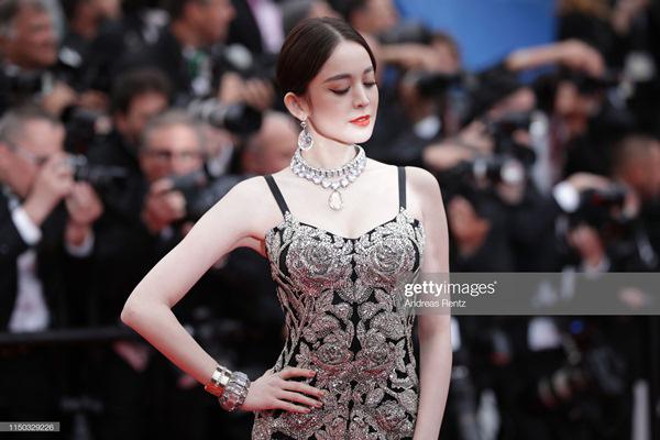 Cô gái bị nhầm với Ngọc Trinh: Đẹp như amp;#34;thần tiên tỷ tỷamp;#34;, thần thái, khí chất khó ai bì - 5