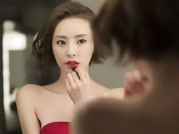 Yếu đuối thực sự chỉ là sự phiền phức, phụ nữ phũ một chút mới làm nên chuyện