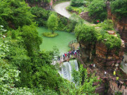 Xem ăn chơi - Ghé thăm ngôi làng biệt lập nguy hiểm nhất thế giới nằm chót vót trên đỉnh núi