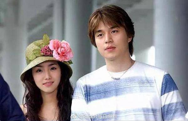 Ngôi sao 24/7: Chỉ cần một bức ảnh, Hoắc Kiến Hoa giải thích tin vợ đã amp;#34;một đời chồngamp;#34; - 6