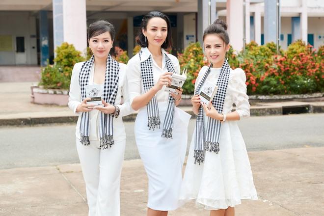 Hoa hậu Ngọc Diễm tiết lộ từng là mọt sách ở thư viện thời đại học - 10