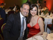 Tin tức - Bị 'cắm sừng' sau 18 năm đầu ấp tay gối, người vợ có màn 'trả thù' quá thâm sâu