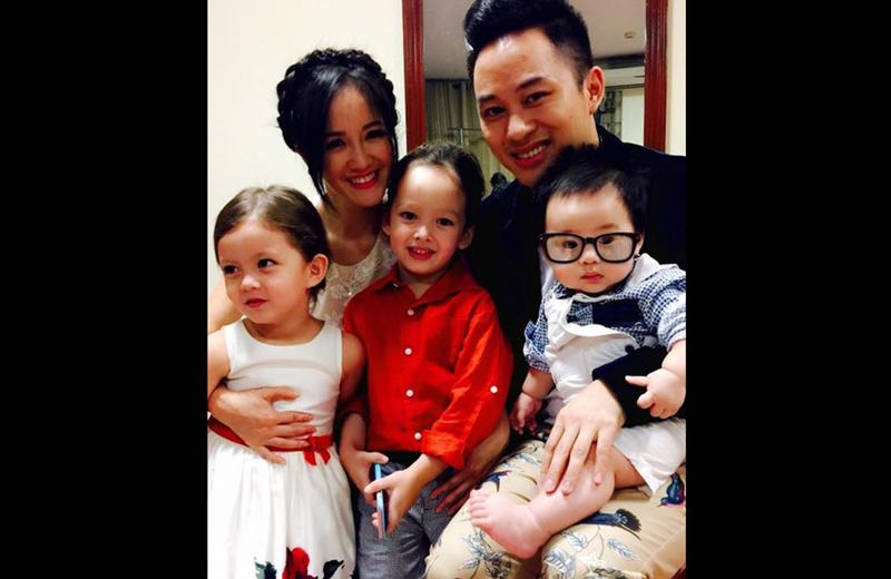 Nam ca sĩ Tùng Dương từng chia sẻ về cuộc sống gia đình khá kín tiếng của mình: “Chúng tôi đã có giai đoạn muốn có con mà không được. Trước khi có bé Voi, chúng tôi cũng một vài lần không may mắn".
