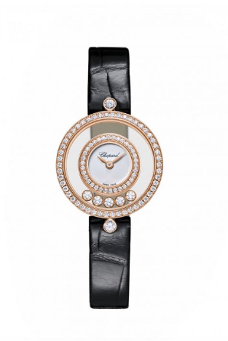 Trường Giang khoe vợ Nhã Phương đẹp, không ngờ lại để lộ món trang sức đắt giá này - 3