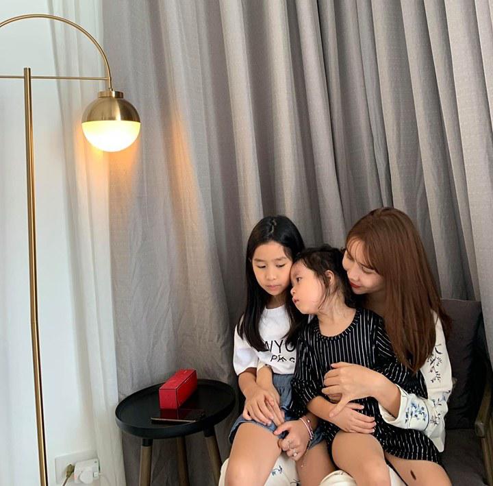 Em gái hư và hỗn, con lớn Lưu Hương Giang lên tiếng dạy bảo amp;#34;cực gắtamp;#34; - 2