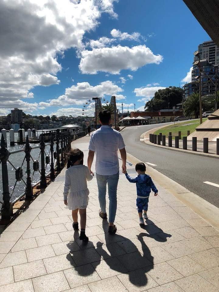 Thay gần 20 người giúp việc, nữ ca sĩ quặn tim nghe họ nói về con trai tự kỷ - 3