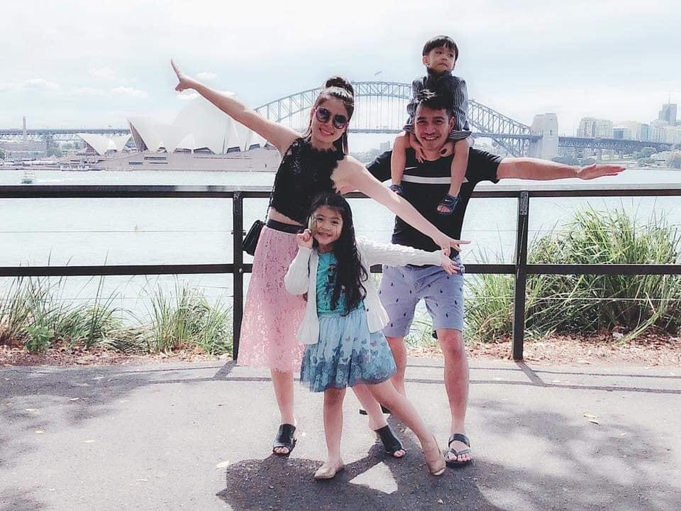 Thay gần 20 người giúp việc, nữ ca sĩ quặn tim nghe họ nói về con trai tự kỷ - 4