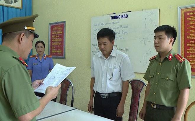 vu gian lan diem thi o son la: lat tay ke hoach den nghia trang tieu huy tai lieu goc - 1