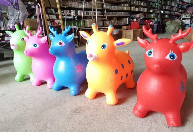 Trước vịt cao su Trung Quốc chứa chất gây vô sinh, những đồ chơi nào cũng chứa chất độc? - 2