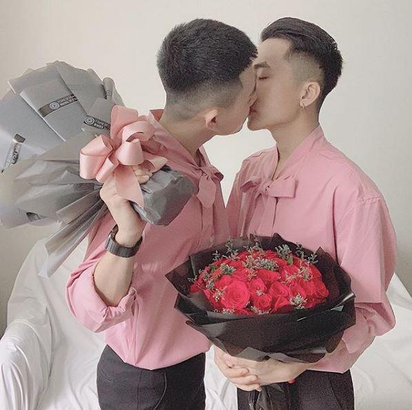 thieu gia sai gon say tinh anh ban quan ao, nghe bo me noi 1 cau ma lang nguoi - 3